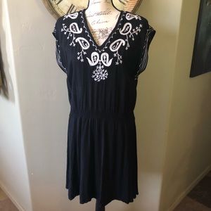 Summer dress with embroidery. Size XL
